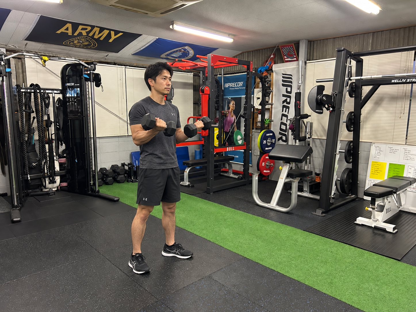FUSION DEPOT ダンベルトレーニング