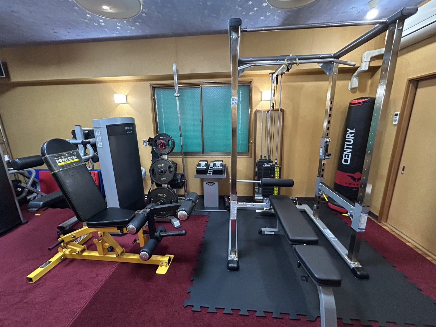 FUSION GYM ラックエリア